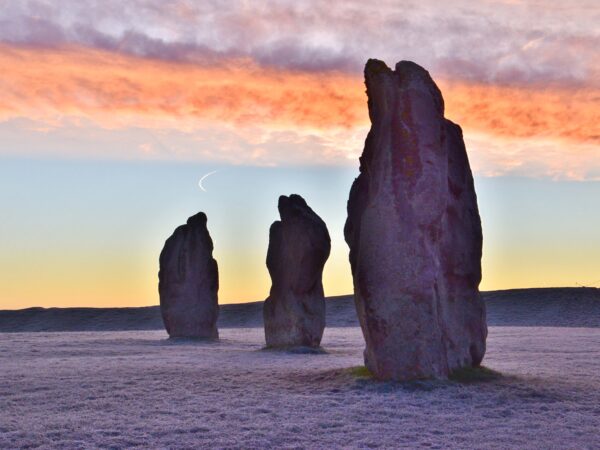 DSC_0349 Frosty Sunrise at Avebury Stone Circle